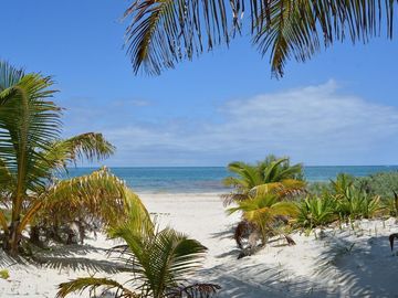 PARAÍSO JUNTO AL MAR