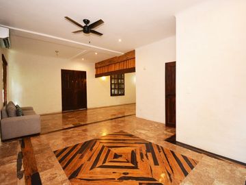 CASA DEL ÁRBOL