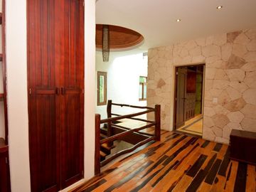 CASA DEL ÁRBOL