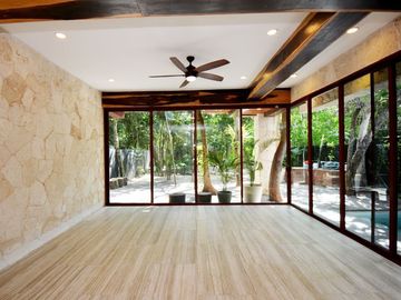 CASA DEL ÁRBOL