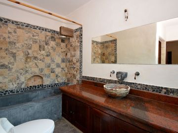CASA DEL ÁRBOL