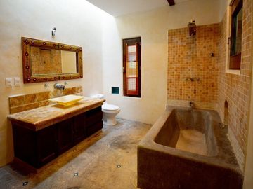 CASA DEL ÁRBOL