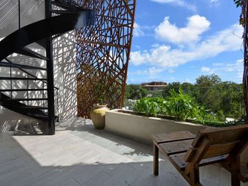 PENTHOUSE SELVA ZEN CON JACUZZI PRIVADO