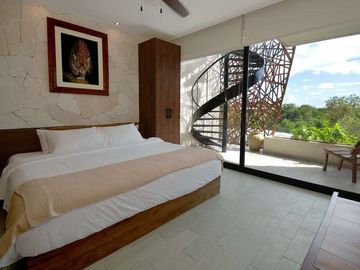 PENTHOUSE SELVA ZEN CON JACUZZI PRIVADO