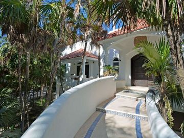 VILLA AQUA FRENTE AL MAR