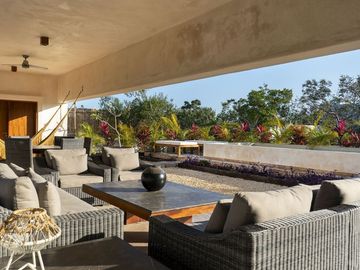 LUJOSO PENTHOUSE AHA TULUM