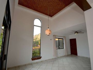 CAUTIVADOR DEPARTAMENTO ESTILO MEXICANO EN EL CORAZÓN DE PLAYA DEL CARMEN