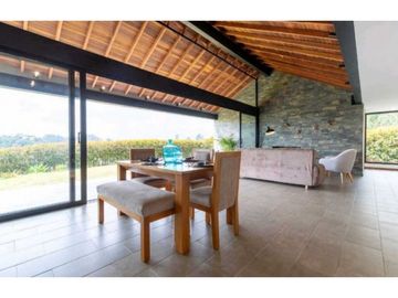 Hermosa casa en San Félix
