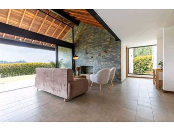 Hermosa casa en San Félix