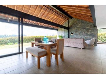 Hermosa casa en San Félix