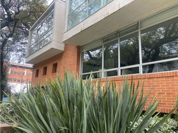 Vendo Excelente Apartamento CC Santa Bárbara