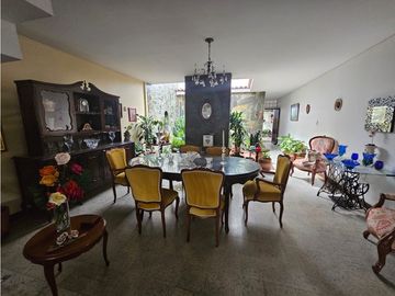 Venta casa independiente en Prados del Norte