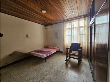 Venta casa independiente en Prados del Norte