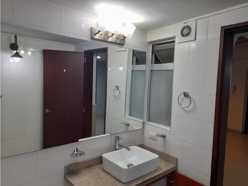 VENDO EDIFICIO DE APARTAMENTOS, SIMON BOLIVAR, BARRIOS UNIDOS, BOGOTA