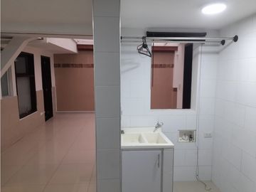 VENDO EDIFICIO DE APARTAMENTOS, SIMON BOLIVAR, BARRIOS UNIDOS, BOGOTA
