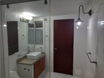 VENDO EDIFICIO DE APARTAMENTOS, SIMON BOLIVAR, BARRIOS UNIDOS, BOGOTA