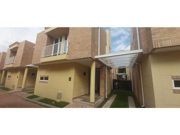 ARRIENDO CASA EN CHIA, VEREDA LA FAGUA, CUNDINAMARCA