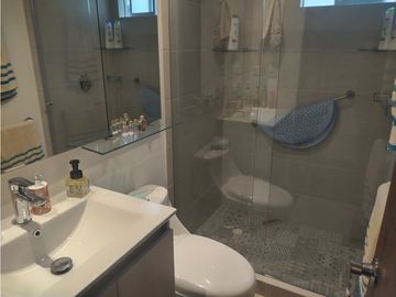 VENDO APTO 80 M2 PUERTA DEL SOL - MOSQUERA | 551 |