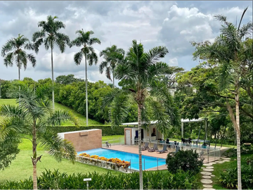 RENTO APARTAMENTO AMOBLADO  AL FRENTE DEL CLUB EN CERRITOS PEREIRA