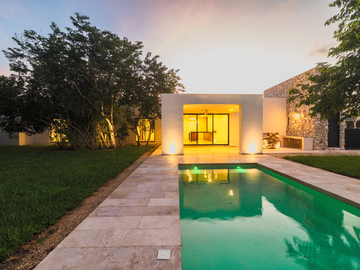 Casa en venta de 1 piso C--1107, en RESIDENCIAL DZIDZILHA, Mérida Yuc.