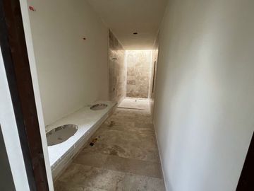Casa en venta de 1 piso C-1036, en RESIDENCIAL DZIDZILHA, Mérida Yuc.