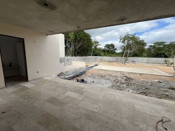 Casa en venta de 1 piso C-1036, en RESIDENCIAL DZIDZILHA, Mérida Yuc.