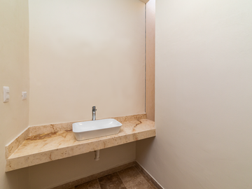Casa en venta de 1 piso C-1036, en RESIDENCIAL DZIDZILHA, Mérida Yuc.