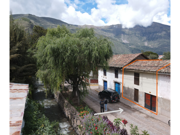 VENDO CASA 176 M2 CALCA CUSCO PERU