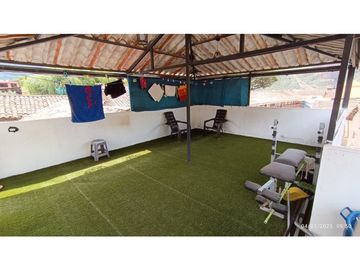 VENDO CASA 176 M2 CALCA CUSCO PERU