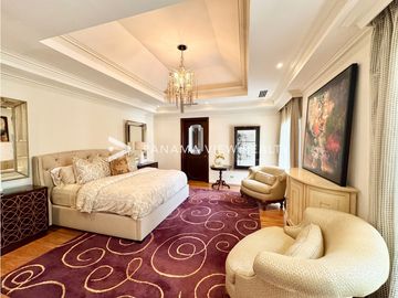 BALMORAL MANSION CON PISCINA / COSTA DEL ESTE / VENTA