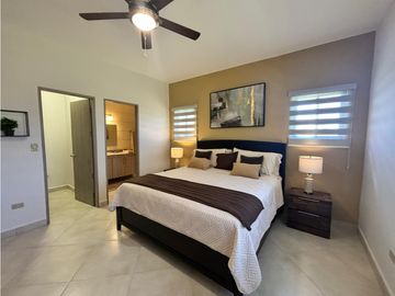 BOQUETE COUNTRY CLUB / 1704M2 / 2 HABITAC /  2 BAÑ / AMPLIO JARDIN