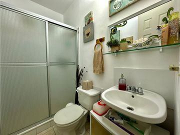 Se VENDE Casa en Villas del Golf, Frente a Brisas del Golf