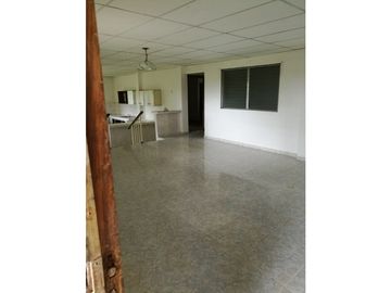 CASA CAMPESTRE A LA VENTA EN CERRO AZUL LAS NUBES