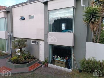CASA EN VENTA  SECTOR EINSTEIN CARCELEN