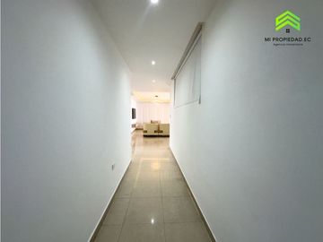 DEPARTAMENTO DE 3 DORMITORIOS AMOBLADO EN EDIFICIO UMIÑA