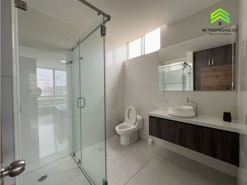 DEPARTAMENTO DE 3 DORMITORIOS AMOBLADO EN EDIFICIO UMIÑA