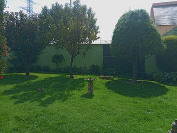 VENTA DE CASA EN AVENIDA PASEO DE LOS CISNES EN METEPEC