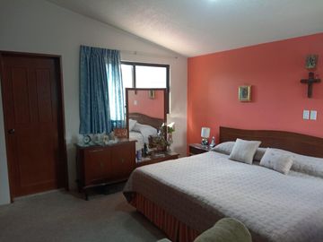 VENTA DE CASA EN AVENIDA PASEO DE LOS CISNES EN METEPEC