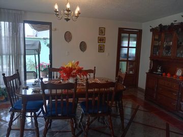 VENTA DE CASA EN AVENIDA PASEO DE LOS CISNES EN METEPEC