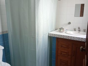 VENTA DE CASA EN AVENIDA PASEO DE LOS CISNES EN METEPEC