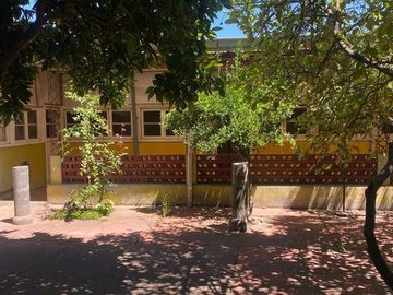 Casa en Venta en Esquina de membrillar con Igualdad