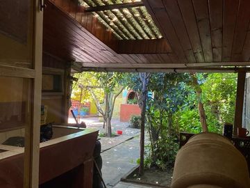 Casa en Venta en Esquina de membrillar con Igualdad