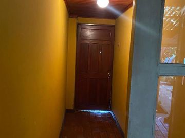 Casa en Venta en Esquina de membrillar con Igualdad