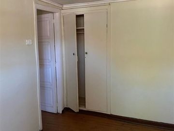 Casa en Venta en Esquina de membrillar con Igualdad