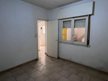 Departamento Tipo Casa en venta en Lanus Este