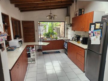 VENDO CASA DE 3 DORMITORIOS COMUNA DE RECOLETA