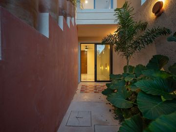 Casa en venta de 4 recámaras en el Barrio de Santiago, Mérida, Yucatán