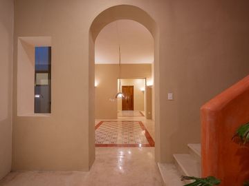 Casa en venta de 4 recámaras en el Barrio de Santiago, Mérida, Yucatán