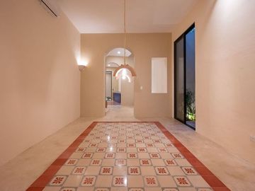 Casa en venta de 4 recámaras en el Barrio de Santiago, Mérida, Yucatán