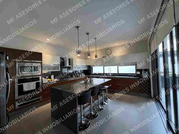 CASA EN VENTA RESERVA REAL